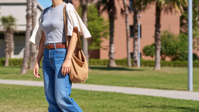 What Are Casual Outfits?