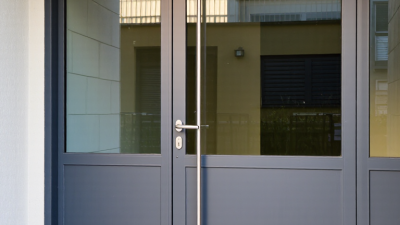 How to Choose the Right Aluminum Door for Your Project?