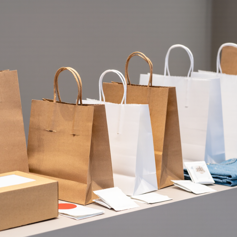 How to Choose Custom Paper Shopping Bags for Your Business
