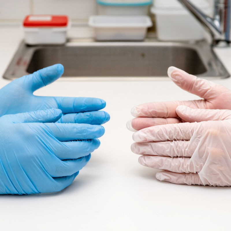 How to Compare Medical and Non Medical Gloves?