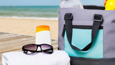 2026 How to Choose the Best Neoprene Beach Bag?