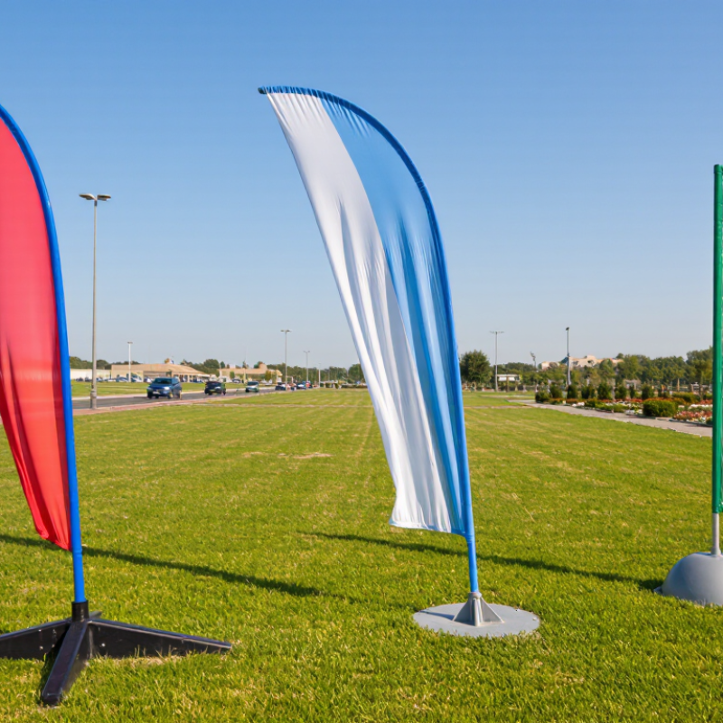 How to Choose the Best Outdoor Advertising Flags