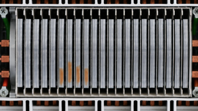 What Is an Arc Chute for a Circuit Breaker?