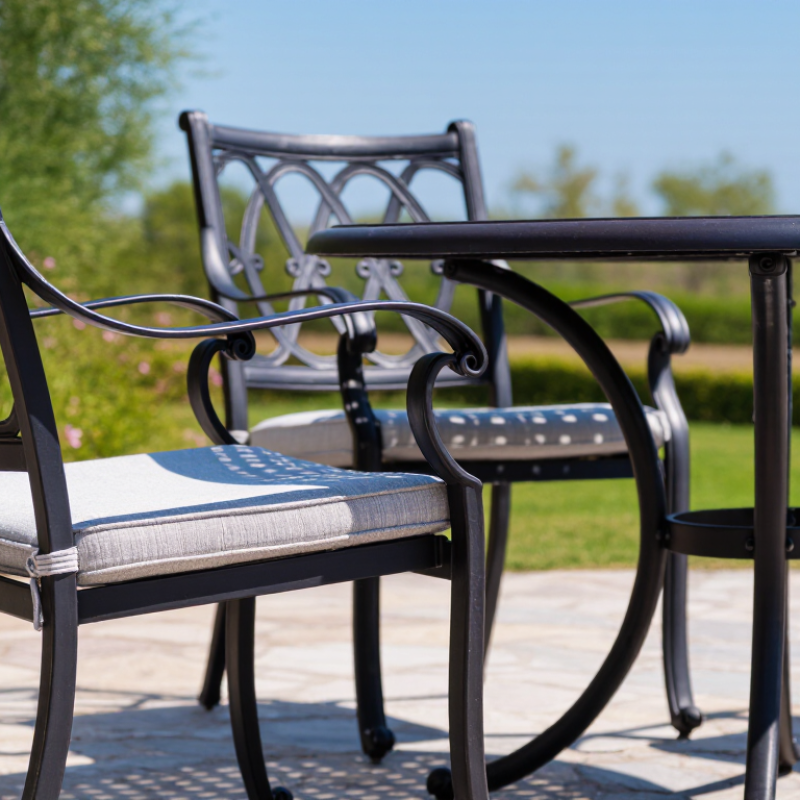 China Best Wrought Iron Garden Furniture Manufacturers?