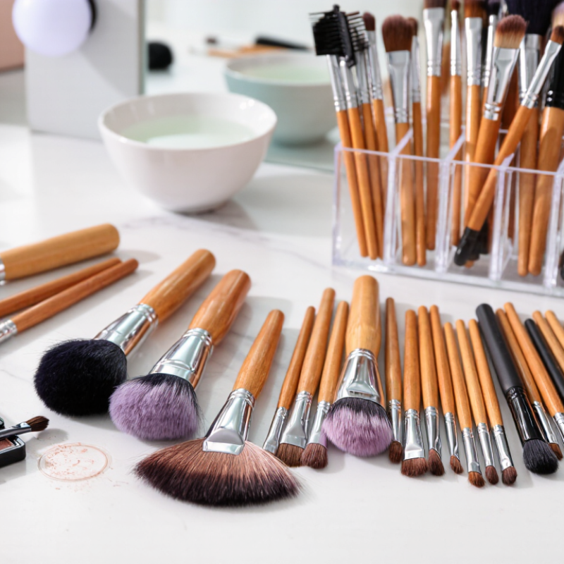 China Top 10 Makeup Brush Mistakes Buyers Should Avoid?