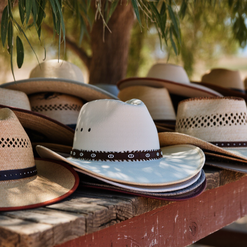 How to Choose the Best Straw Cowboy Hat?