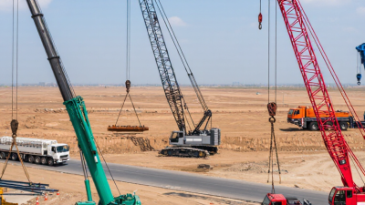 What Are the Top 10 Types of Mobile Cranes?