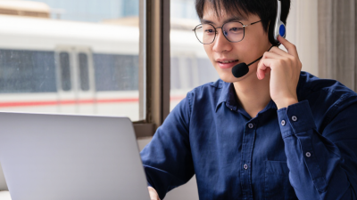 How to Choose Wireless Headsets With Microphone?