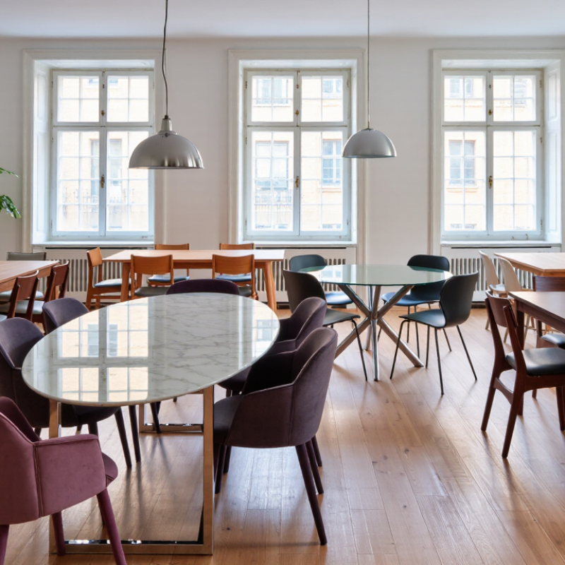 What Are the Top Types of Modern Dining Tables?