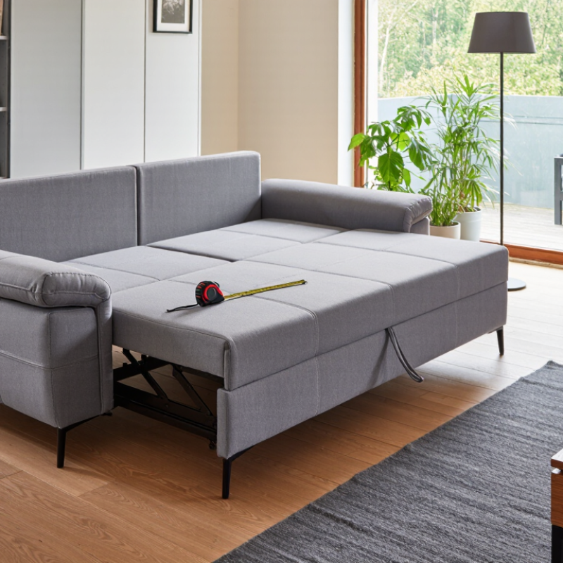 How to Choose the Best Sleeper Couch for Any Space?