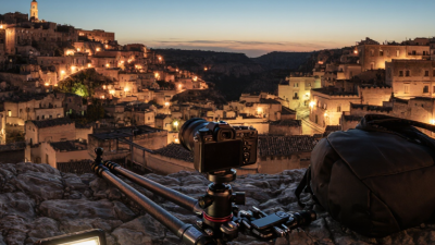 How to Choose the Best Lightweight Tripod for Travel?