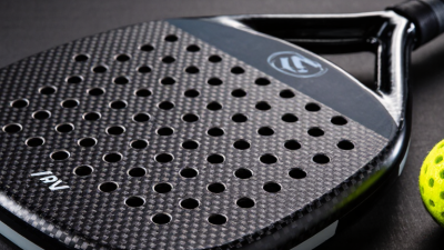 Why Choose Carbon Pickleball Paddles?