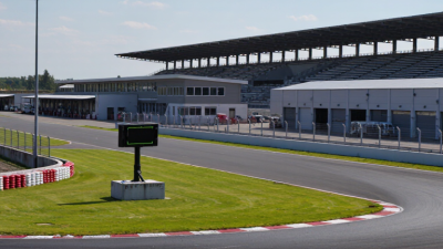 10 Best Moto Track Suppliers for Global Buyers