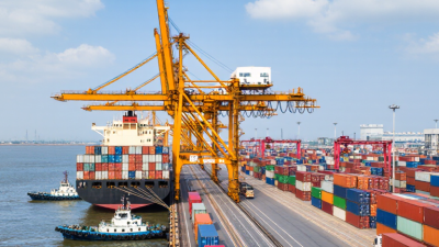How to Arrange Shipping Container Transport Worldwide?