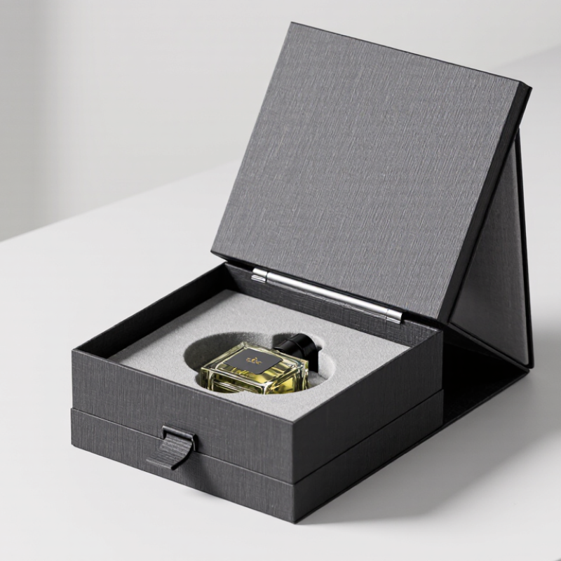 What Is a Hinged Lid Box and What Is It Used For?