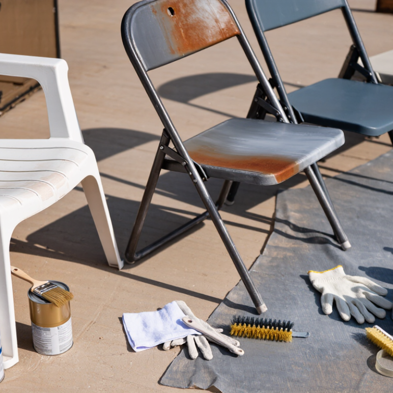 How to Paint Plastic and Metal Folding Chairs?