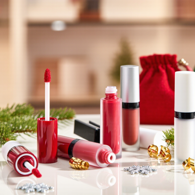 How to Choose Christmas Lip Gloss Tubes for Wholesale?