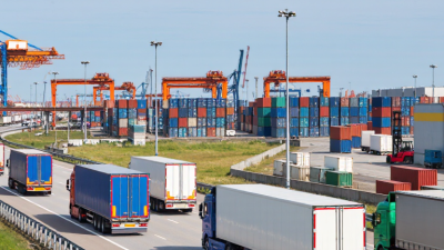 7 Best FTL Trucking Companies for Global Shipping?