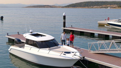 Why Choose a Small Fiberglass Boat for Global Buyers?