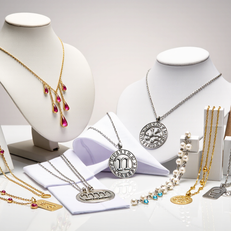 What Are the Top Pendant Jewelry Trends for Global Buyers?
