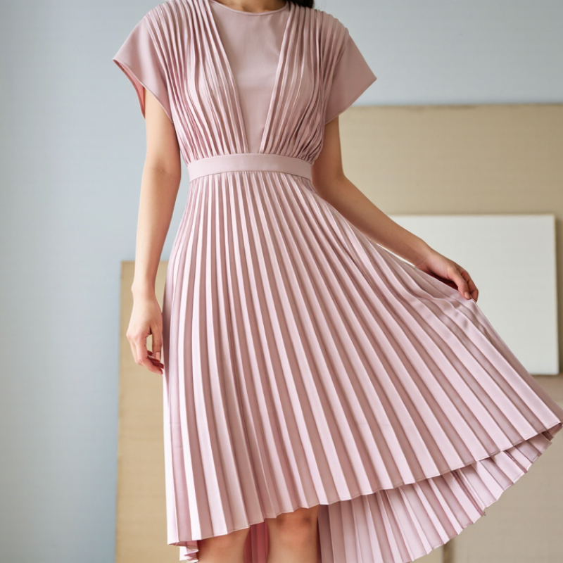 10 Tips for Buying the Perfect Midi Pleated Dress