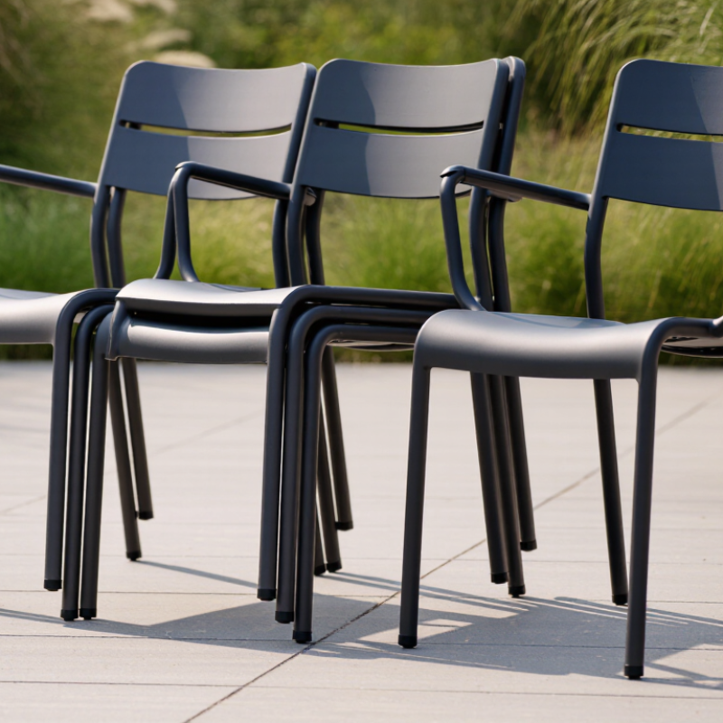 How to Choose Metal Garden Chairs for Global Buyers?