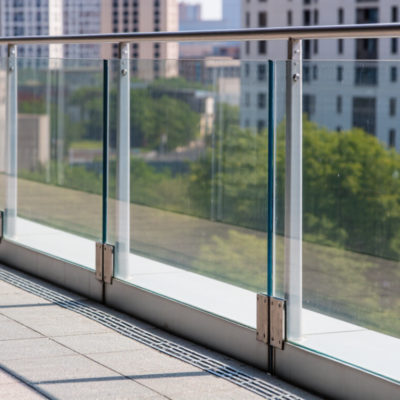7 Tips for Buying Transparent Guardrail Glass Screens