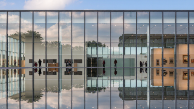 Why Choose Anti-Reflective Glass for Global Projects?