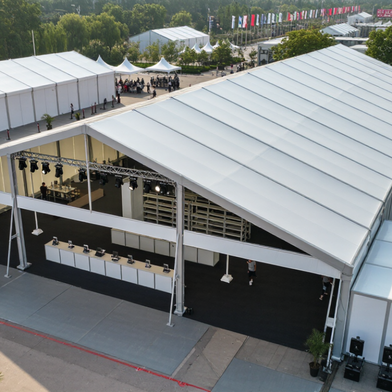 Why Choose a Folding Tent for Global Events?