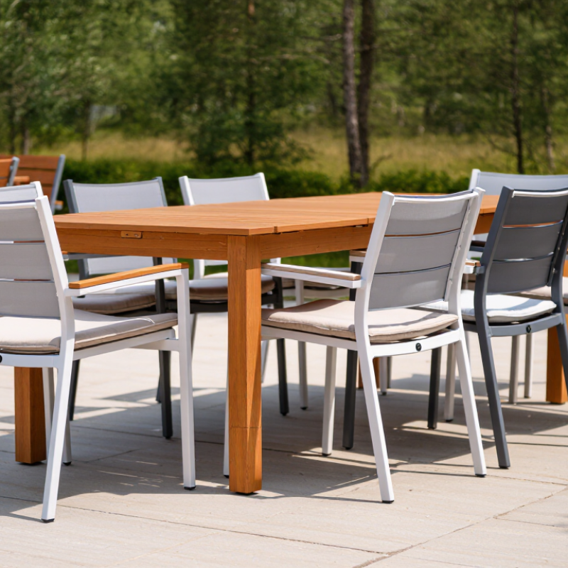 What Is Outdoor Dining Furniture A Global Buyers Guide?