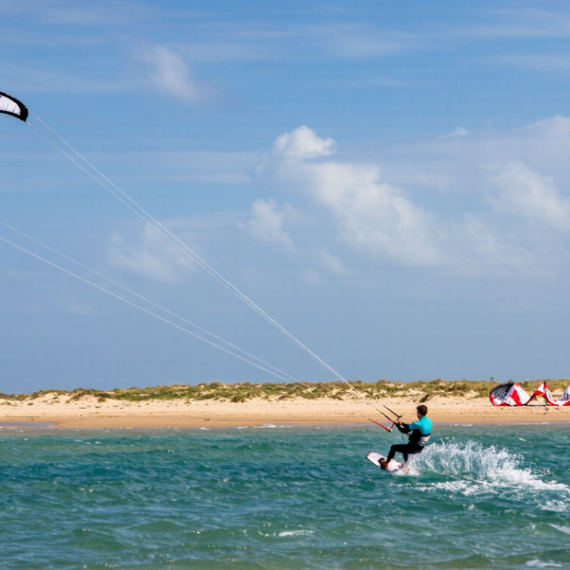 How to Choose the Best Lightwind Kiteboarding Gear?