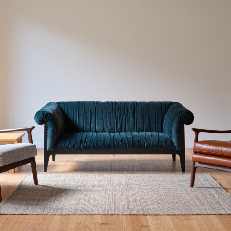 What Are the Top Custom Upholstered Armchairs for Buyers?