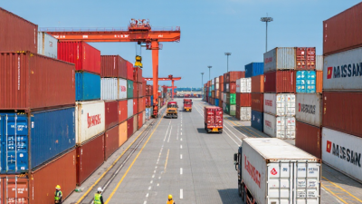 What Is an Empty Shipping Container?