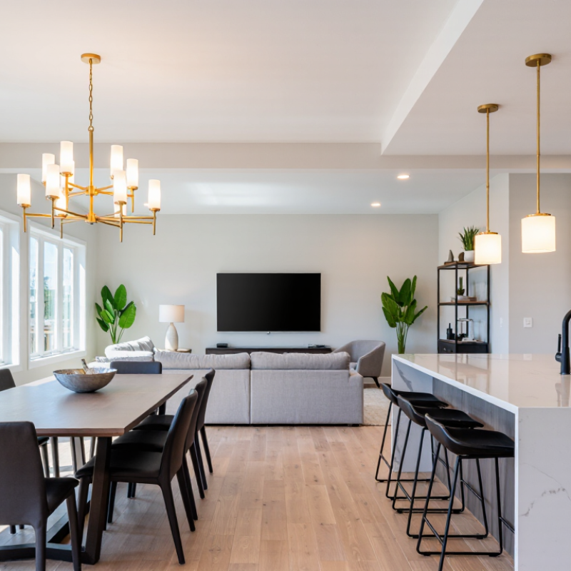 How to Combine Pendant Lights and Chandeliers Effectively?